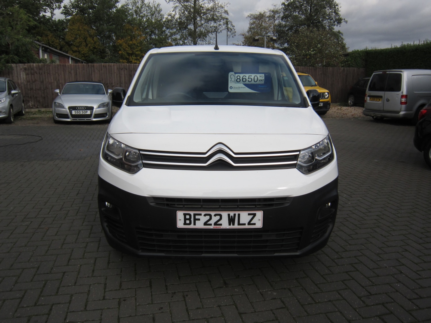 Used Citroen Berlingo 2022 for sale - 76364878: Photo 2