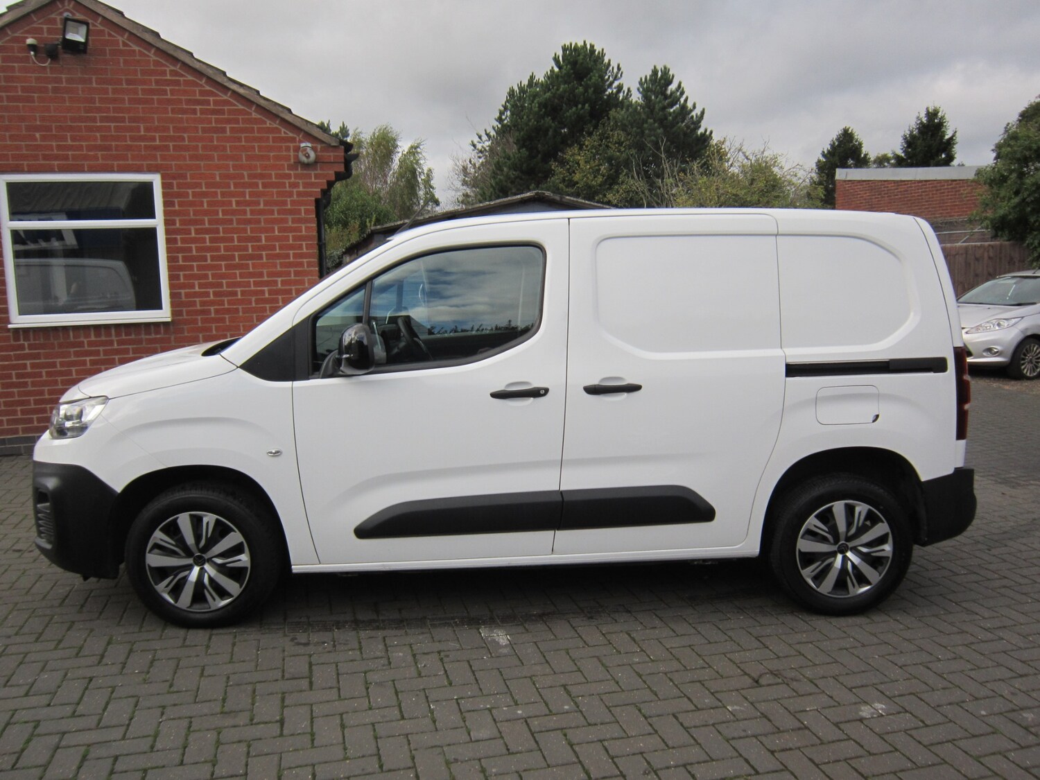 Used Citroen Berlingo 2022 for sale - 76364878: Photo 8
