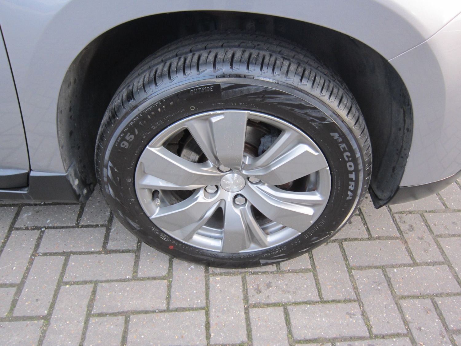 Used Peugeot 2008 2018 for sale - 77434937: Photo 12