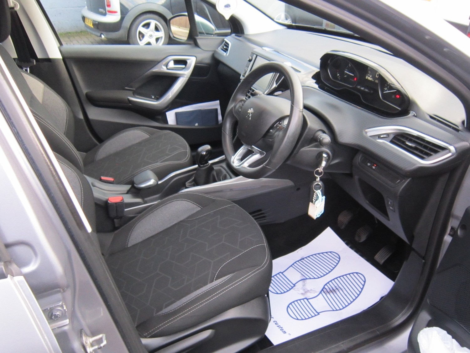 Used Peugeot 2008 2018 for sale - 77434937: Photo 13