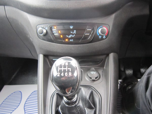 Used Ford Transit Courier 2018 for sale - 76208642: Photo 19