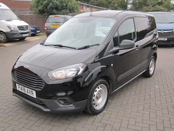 Used Ford Transit Courier 2018 for sale - 76208642: Photo 3