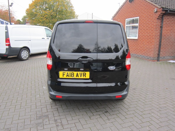 Used Ford Transit Courier 2018 for sale - 76208642: Photo 6
