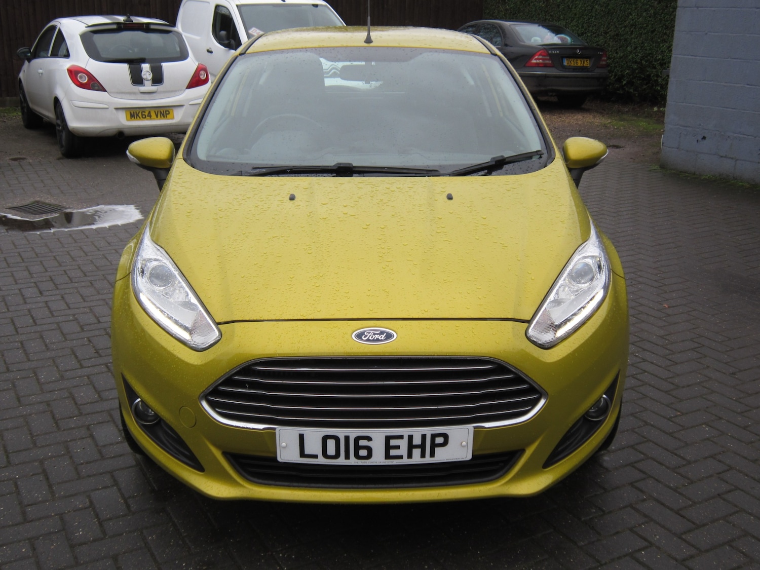 Used Ford Fiesta 2016 for sale - 77617875: Photo 2