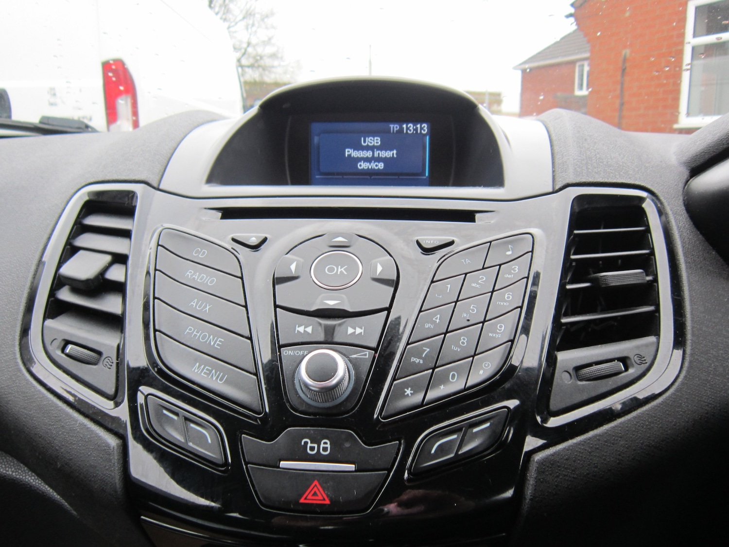 Used Ford Fiesta 2016 for sale - 77617875: Photo 24