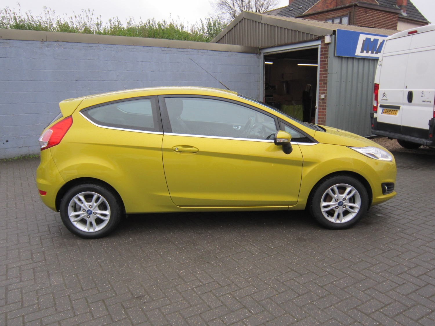 Used Ford Fiesta 2016 for sale - 77617875: Photo 5