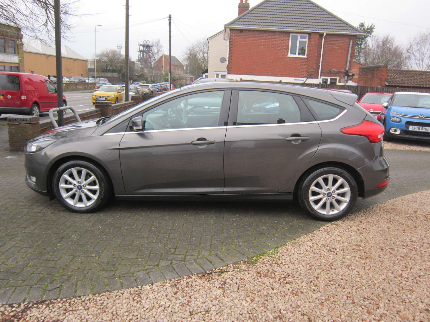 Used Ford Focus 2016 for sale - 77221064: Photo 8