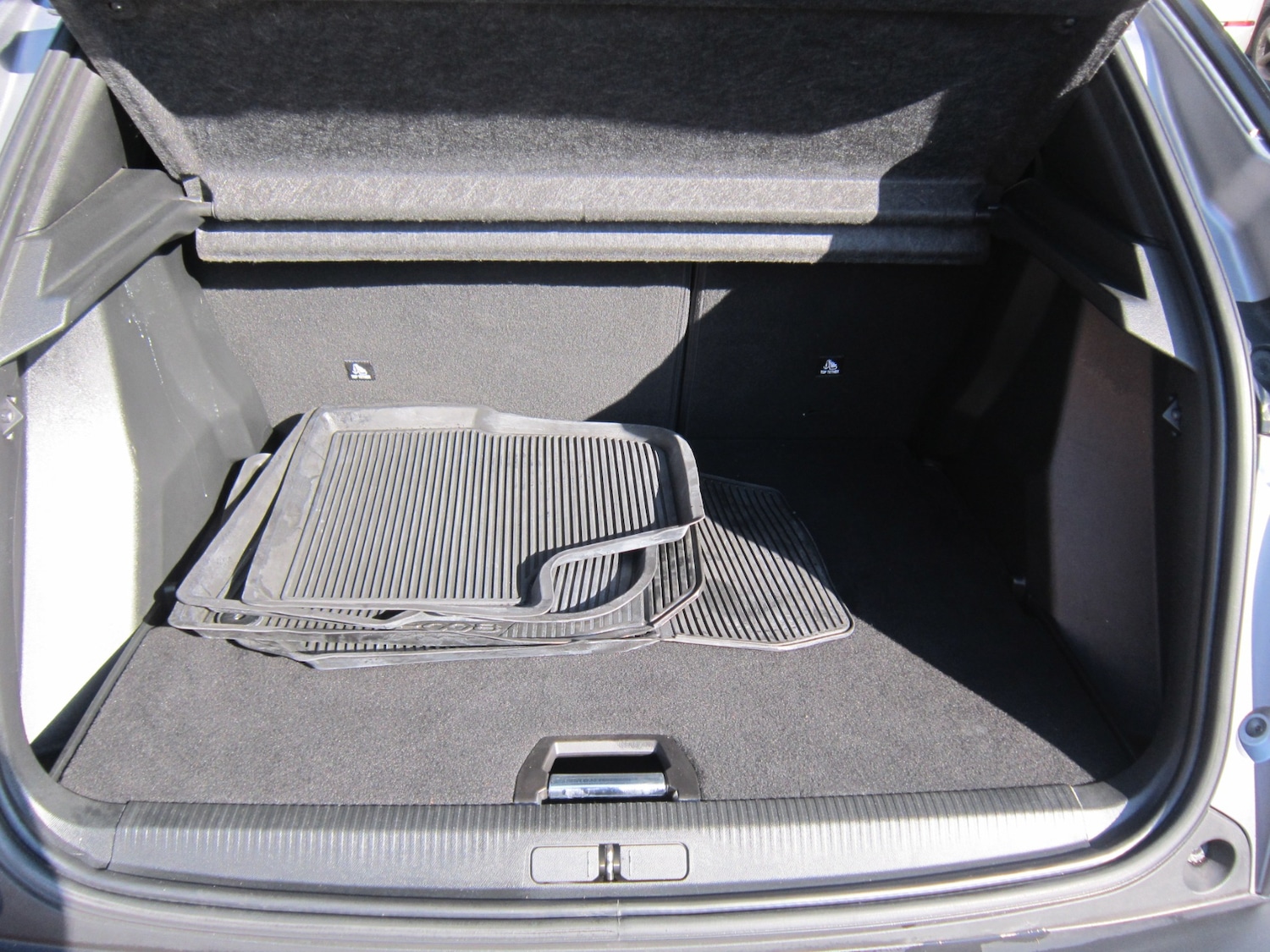 Used Peugeot 2008 2021 for sale - 77743244: Photo 15