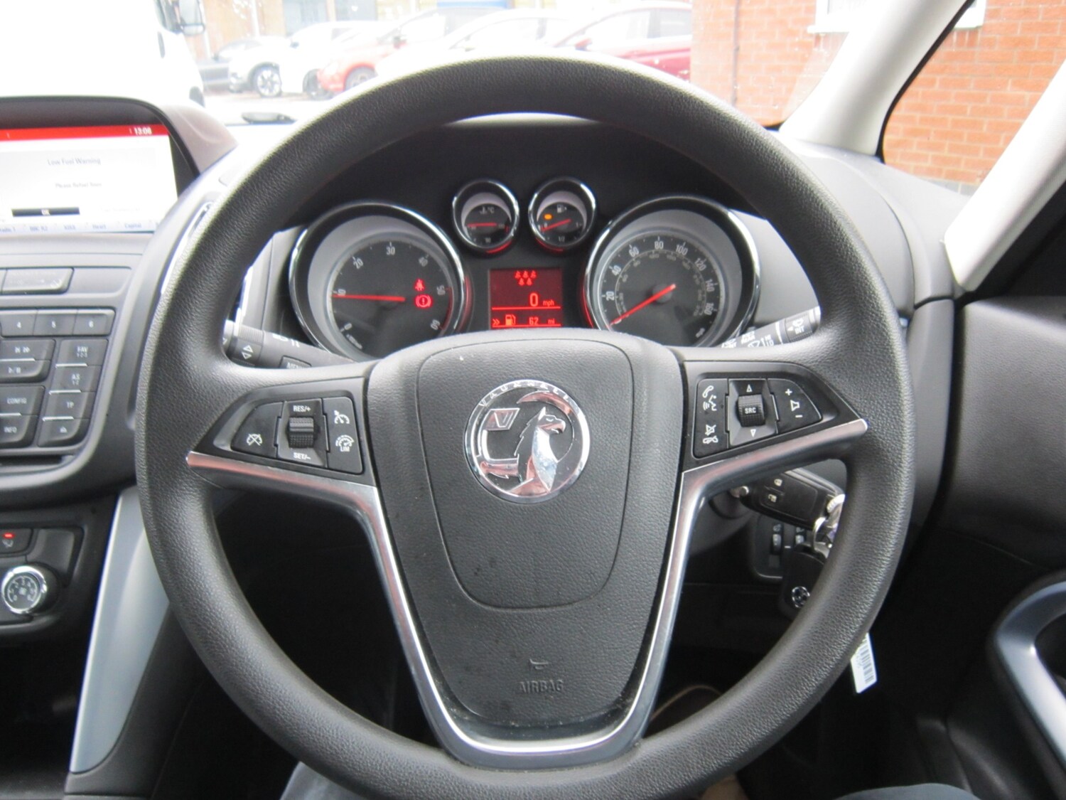 Used Vauxhall Zafira 2015 for sale - 77617804: Photo 20