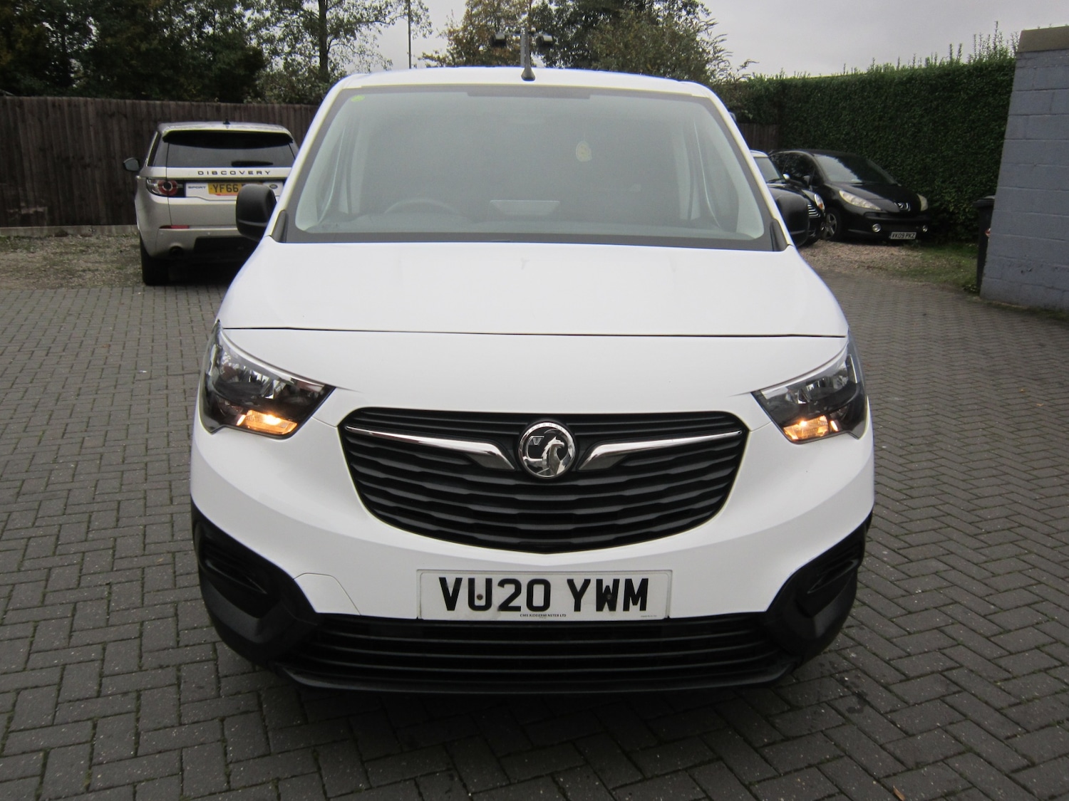 Used Vauxhall Combo 2020 for sale - 76253867: Photo 2