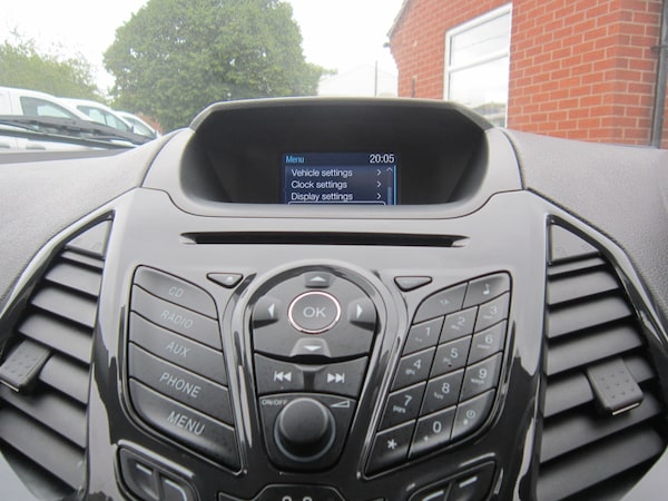 Used Ford Ecosport 2017 for sale - 75639539: Photo 24