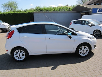 Used Ford Fiesta 2016 for sale - 78340954: Photo