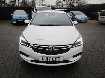 Used Vauxhall Astra 2017 for sale - 76763515: Photo
