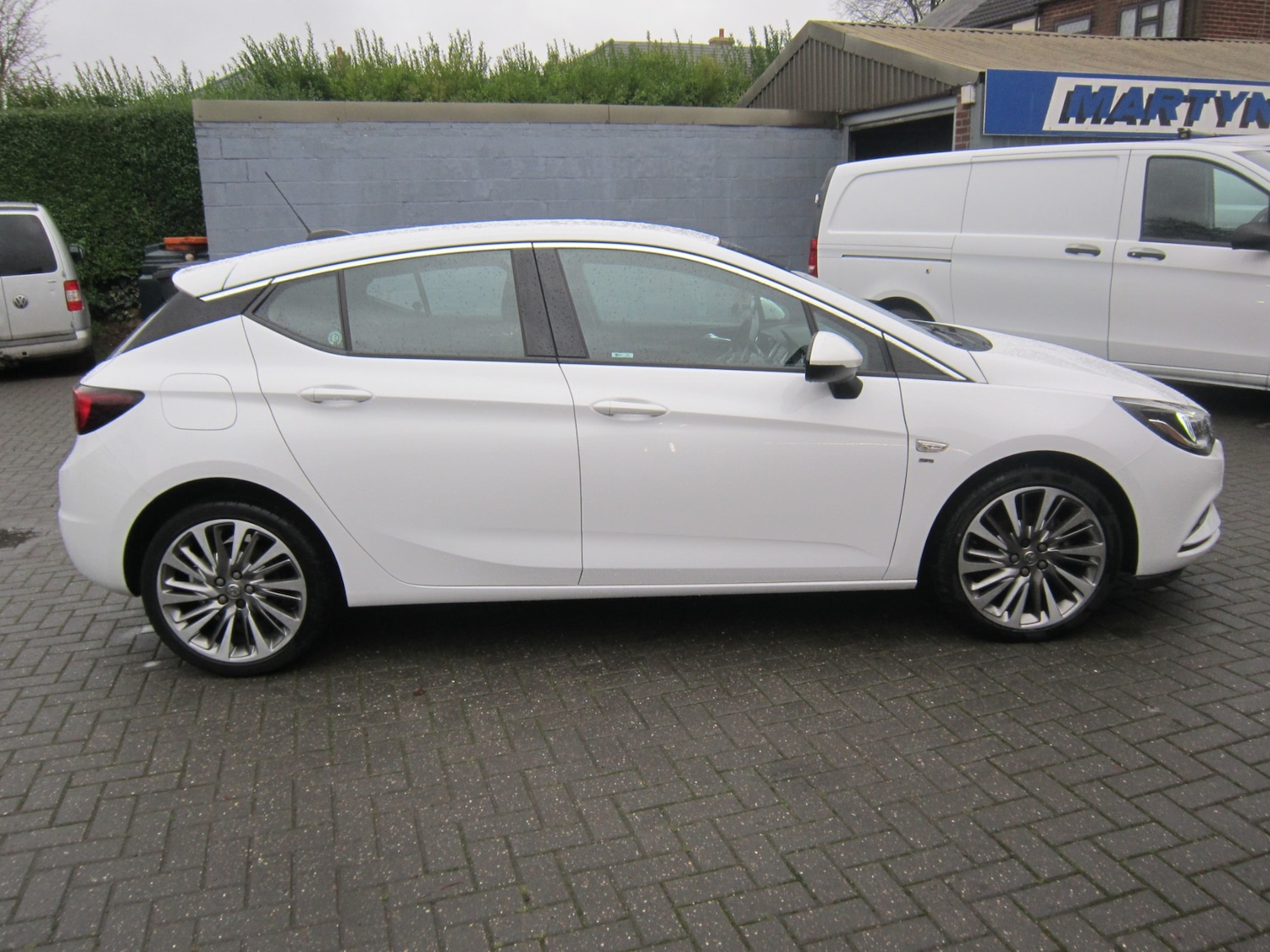 Used Vauxhall Astra 2017 for sale - 76763515: Photo 4
