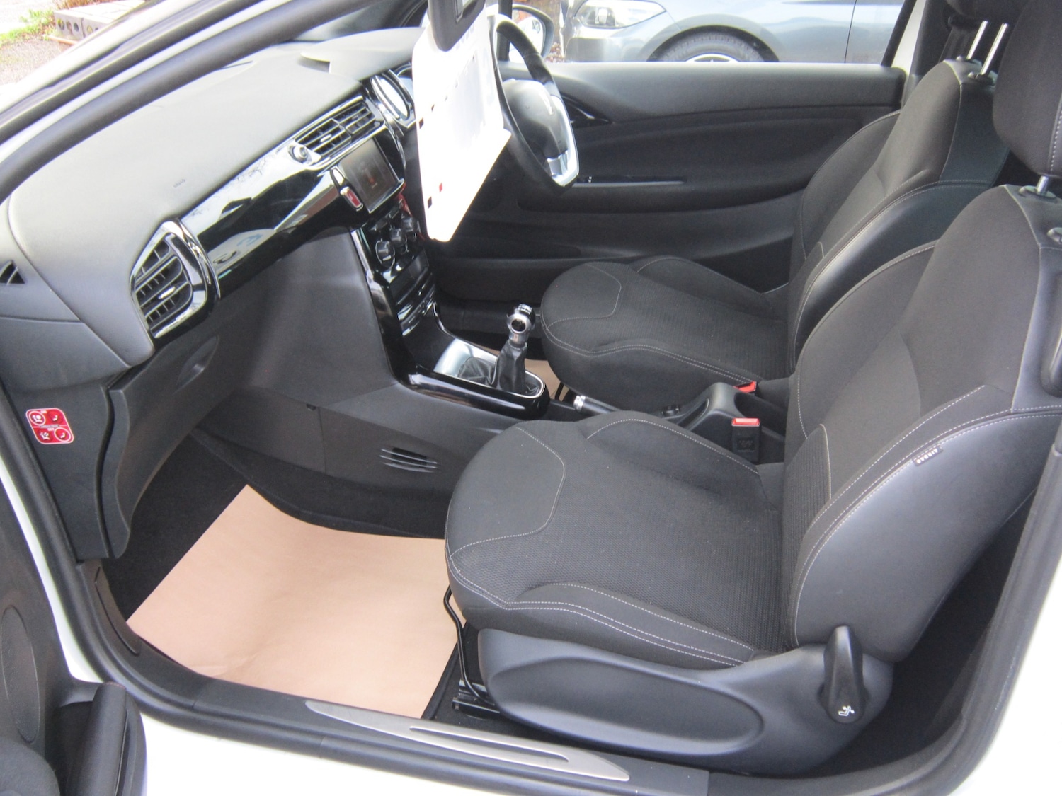 Used DS Automobiles DS 3 2016 for sale - 77490736: Photo 16