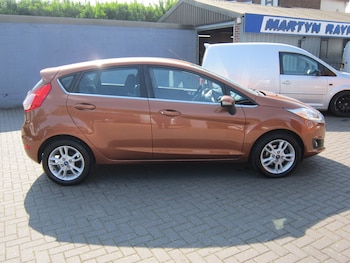 Used Ford Fiesta 2016 for sale - 78520132: Photo