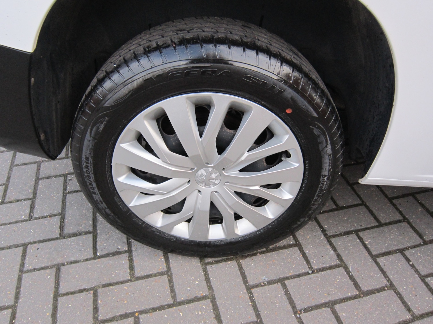 Used Peugeot Partner 2020 for sale - 77352241: Photo 11