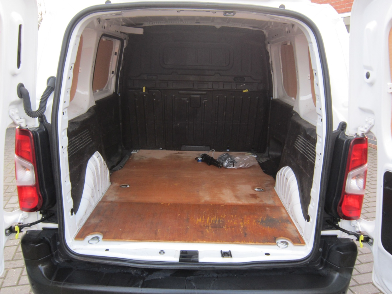 Used Peugeot Partner 2020 for sale - 77352241: Photo 14