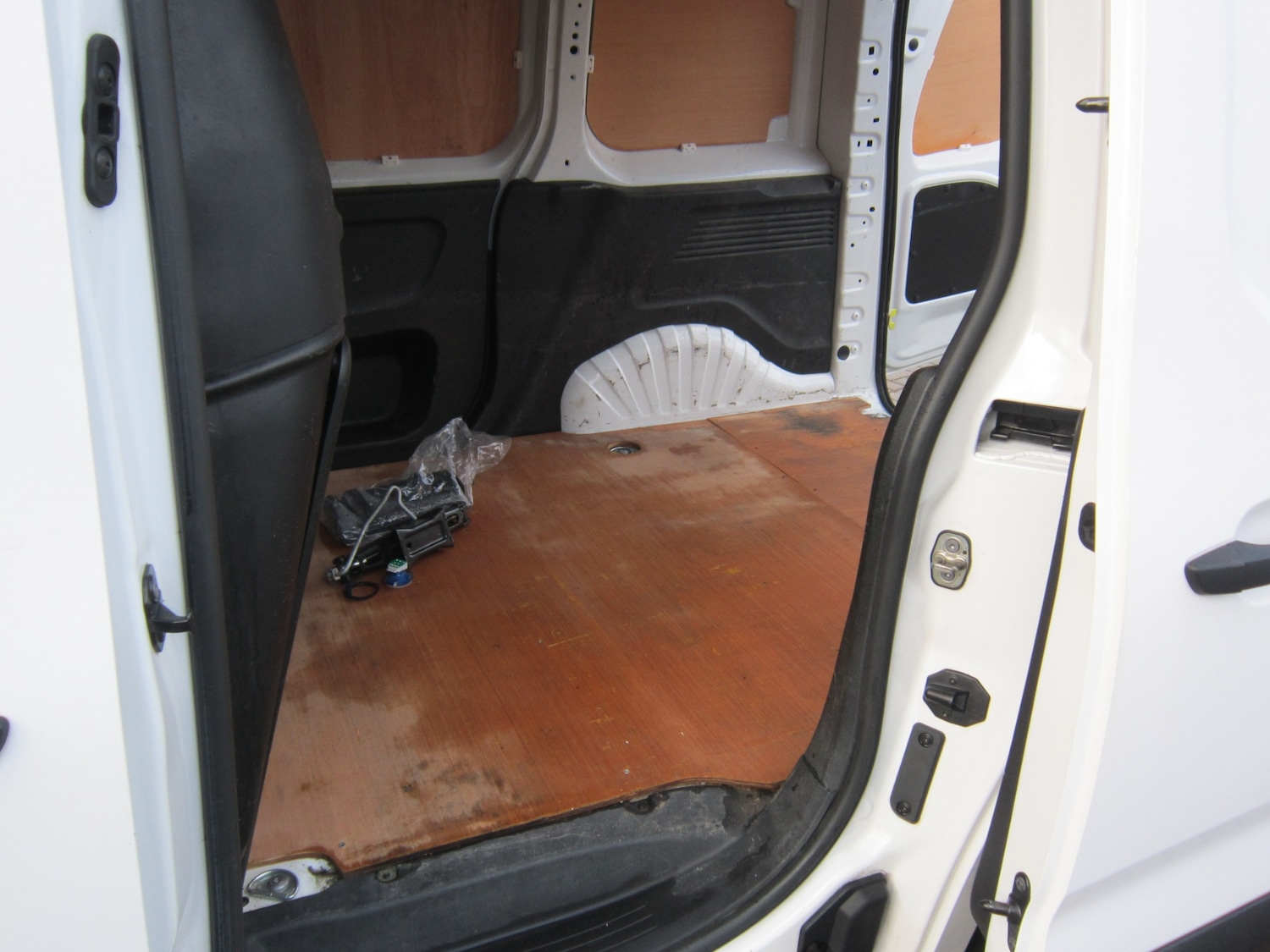 Used Peugeot Partner 2020 for sale - 77352241: Photo 15