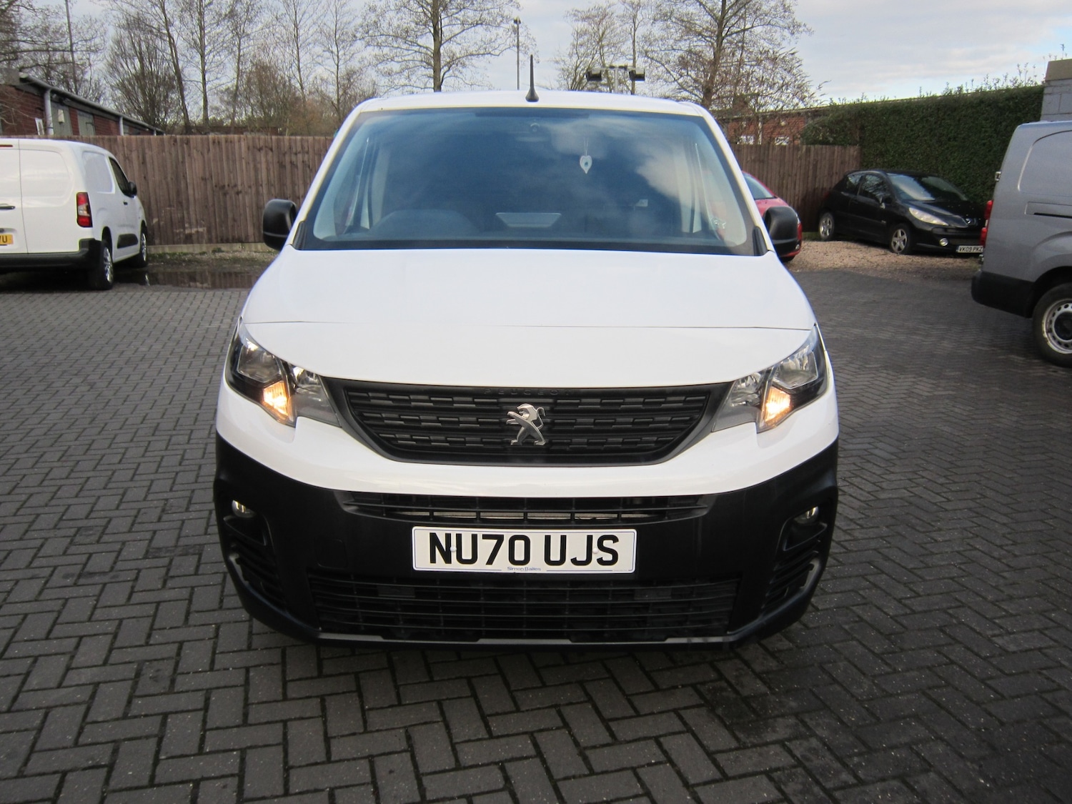 Used Peugeot Partner 2020 for sale - 77352241: Photo 2
