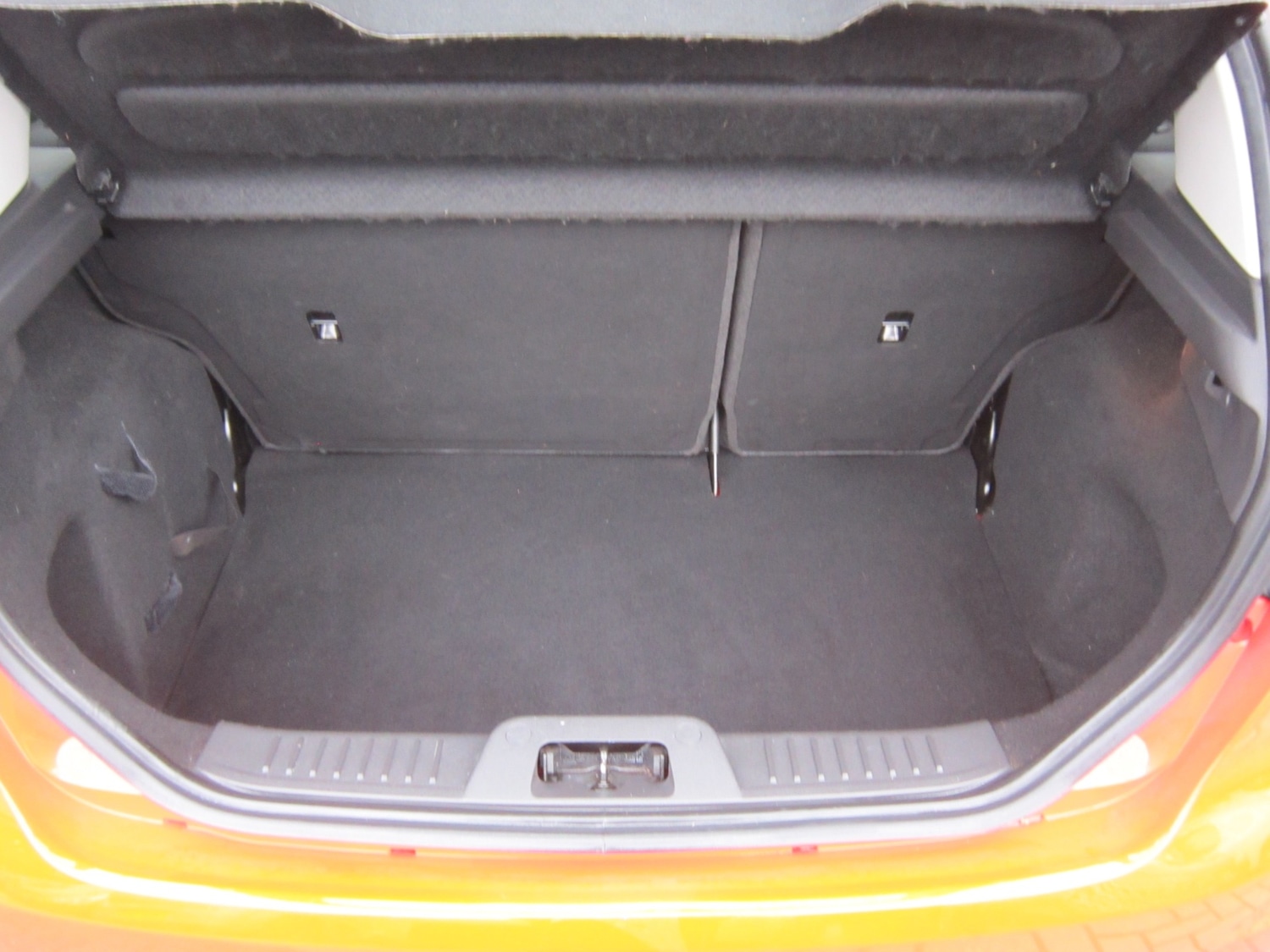 Used Ford Fiesta 2017 for sale - 77326170: Photo 15