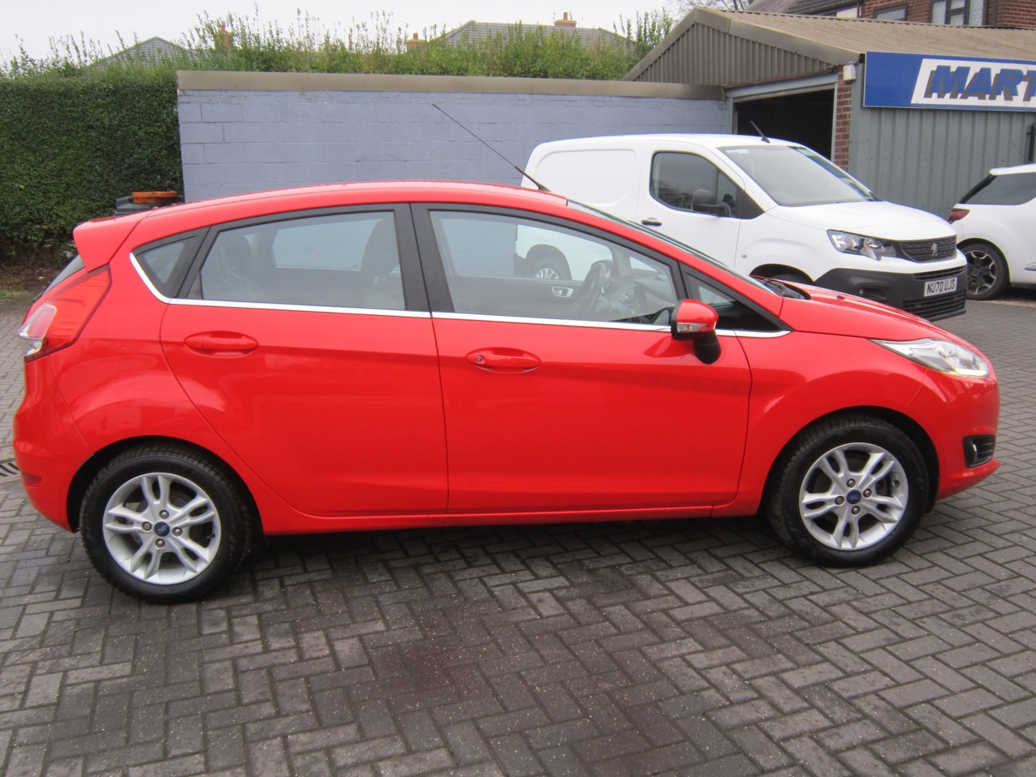 Used Ford Fiesta 2017 for sale - 77326170: Photo 4