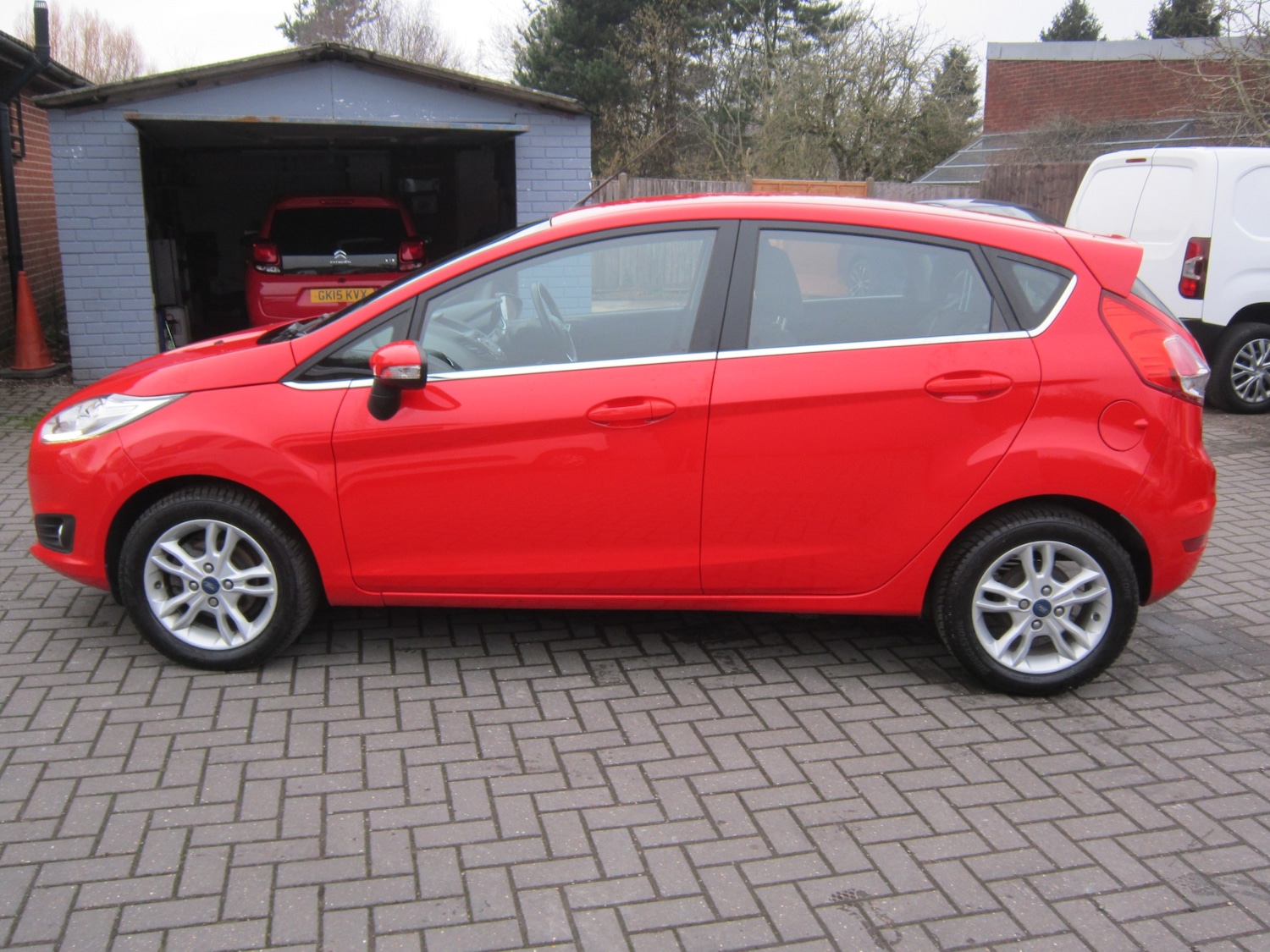 Used Ford Fiesta 2017 for sale - 77326170: Photo 8