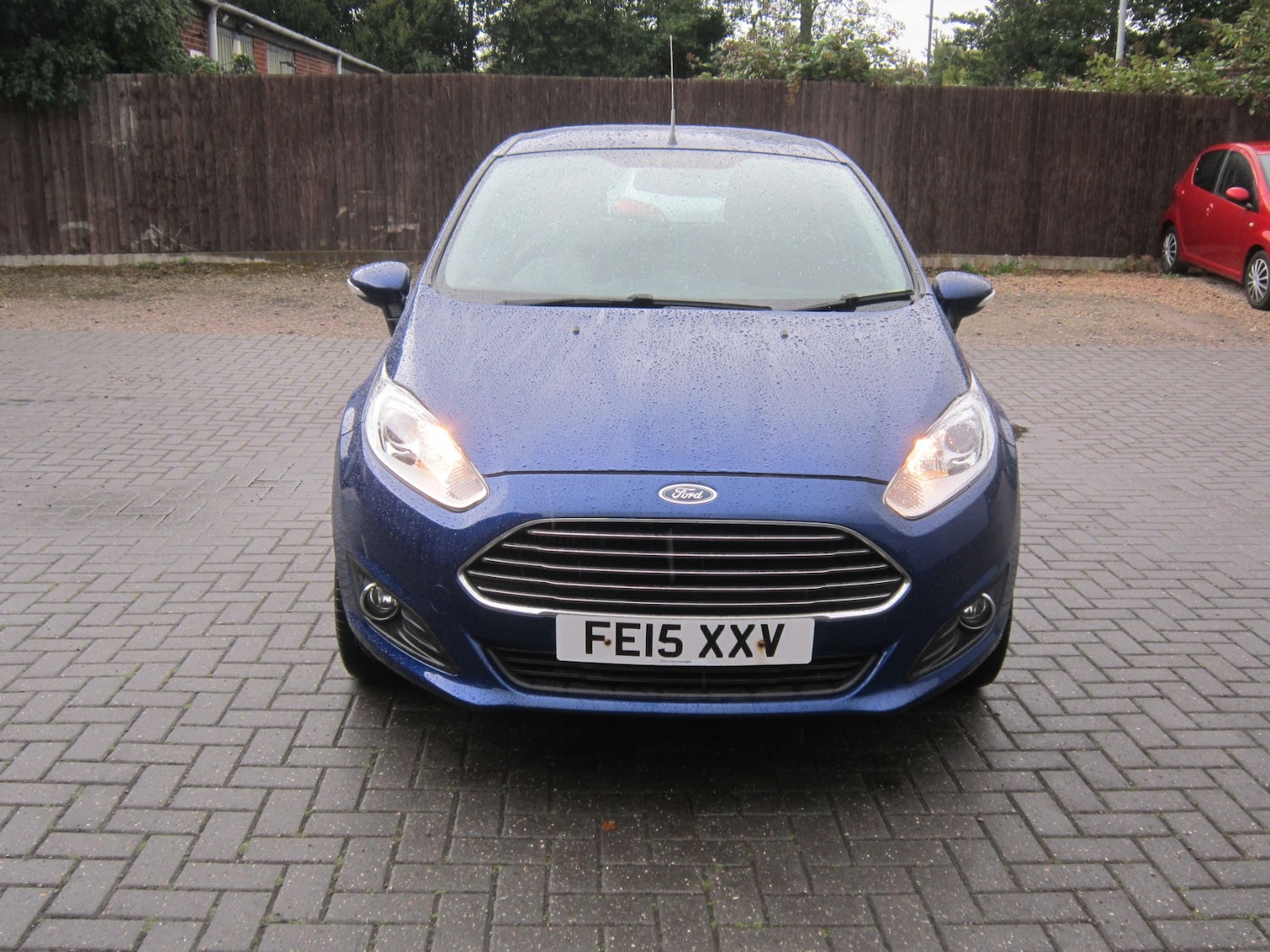 Used Ford Fiesta 2015 for sale - 77516186: Photo 2