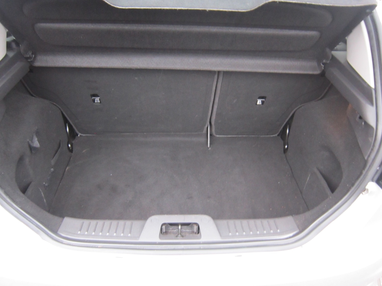 Used Ford Fiesta 2015 for sale - 77168626: Photo 15