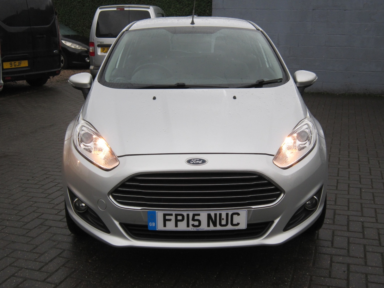 Used Ford Fiesta 2015 for sale - 77168626: Photo 2