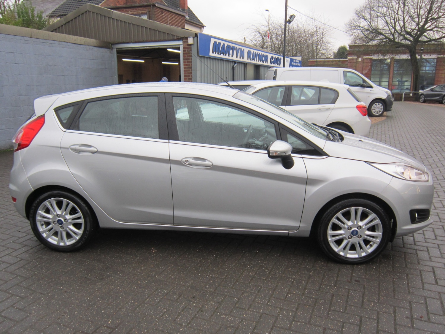 Used Ford Fiesta 2015 for sale - 77168626: Photo 4