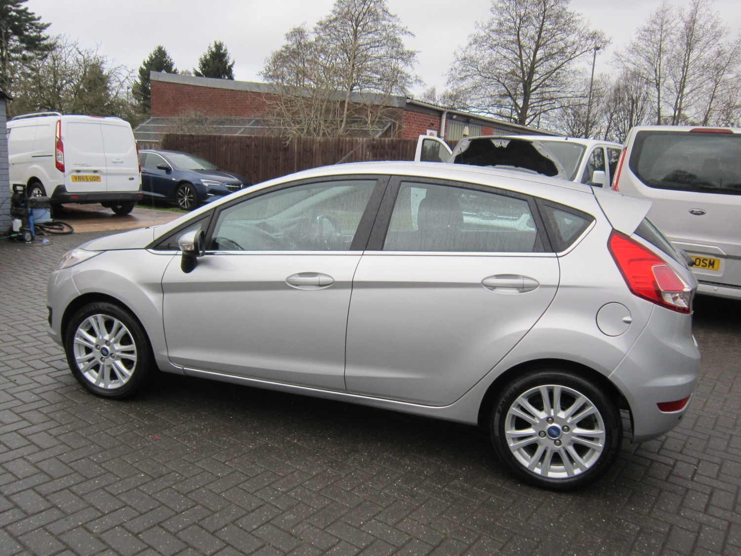 Used Ford Fiesta 2015 for sale - 77168626: Photo 8