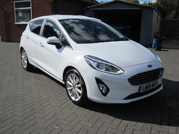 2018 (18) - 1.0 EcoBoost 125 Titanium 5dr