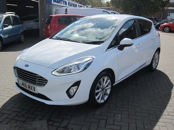 Used Ford Fiesta 2018 for sale - 76065367: Photo