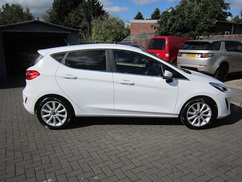 Used Ford Fiesta 2018 for sale - 76065367: Photo