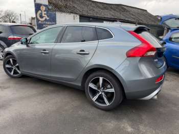 Used Volvo V40 2019 for sale - 73989607: Photo