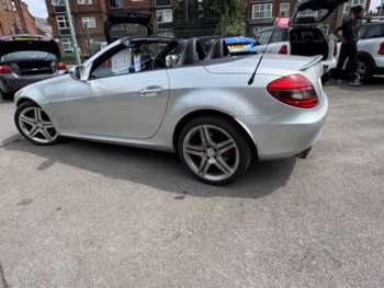 Used Mercedes-Benz SLK 2010 for sale - 73989640: Photo