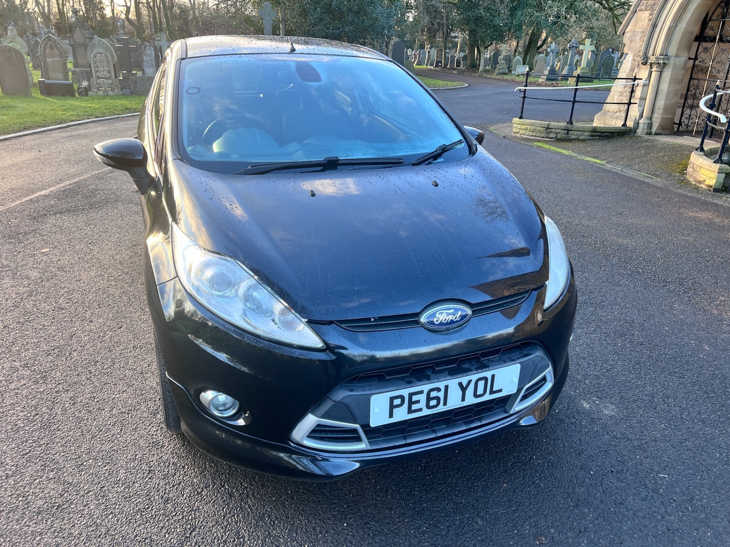 Used Ford Fiesta 2011 for sale - 77225399: Photo 2