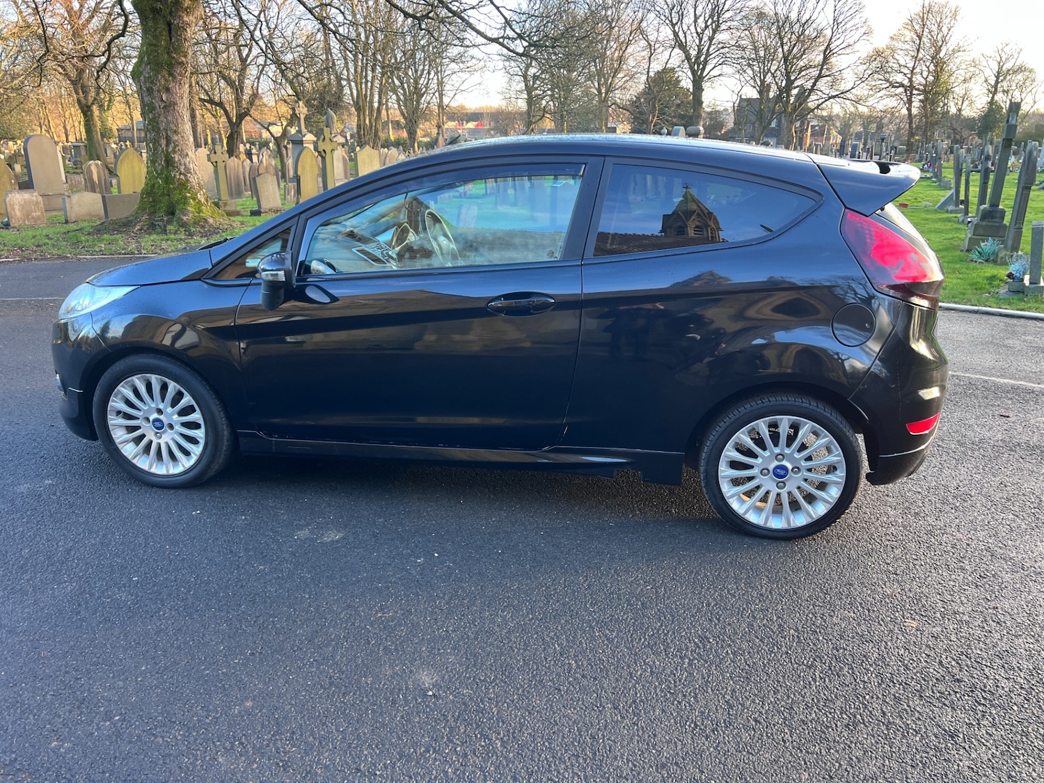 Used Ford Fiesta 2011 for sale - 77225399: Photo 7