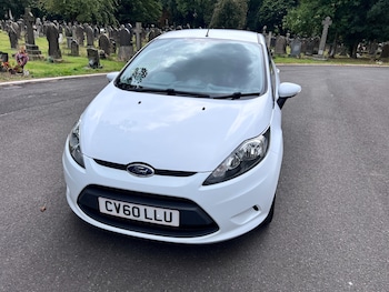 Used Ford Fiesta 2010 for sale - 75738695: Photo