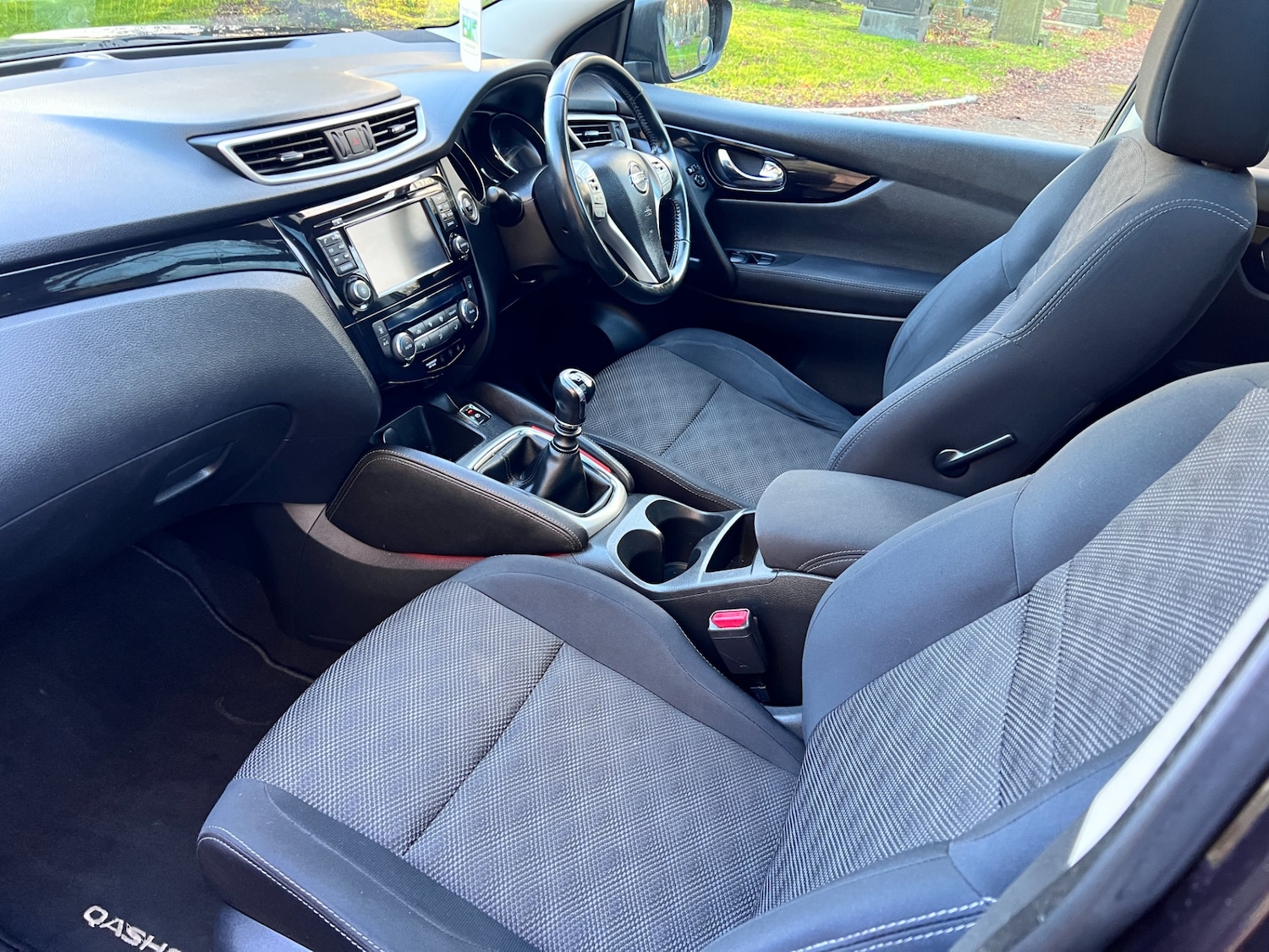 Used Nissan Qashqai 2015 for sale - 76920059: Photo 19