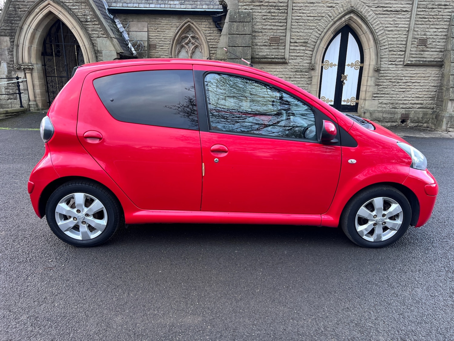 Used Toyota AYGO 2011 for sale - 77435655: Photo 16