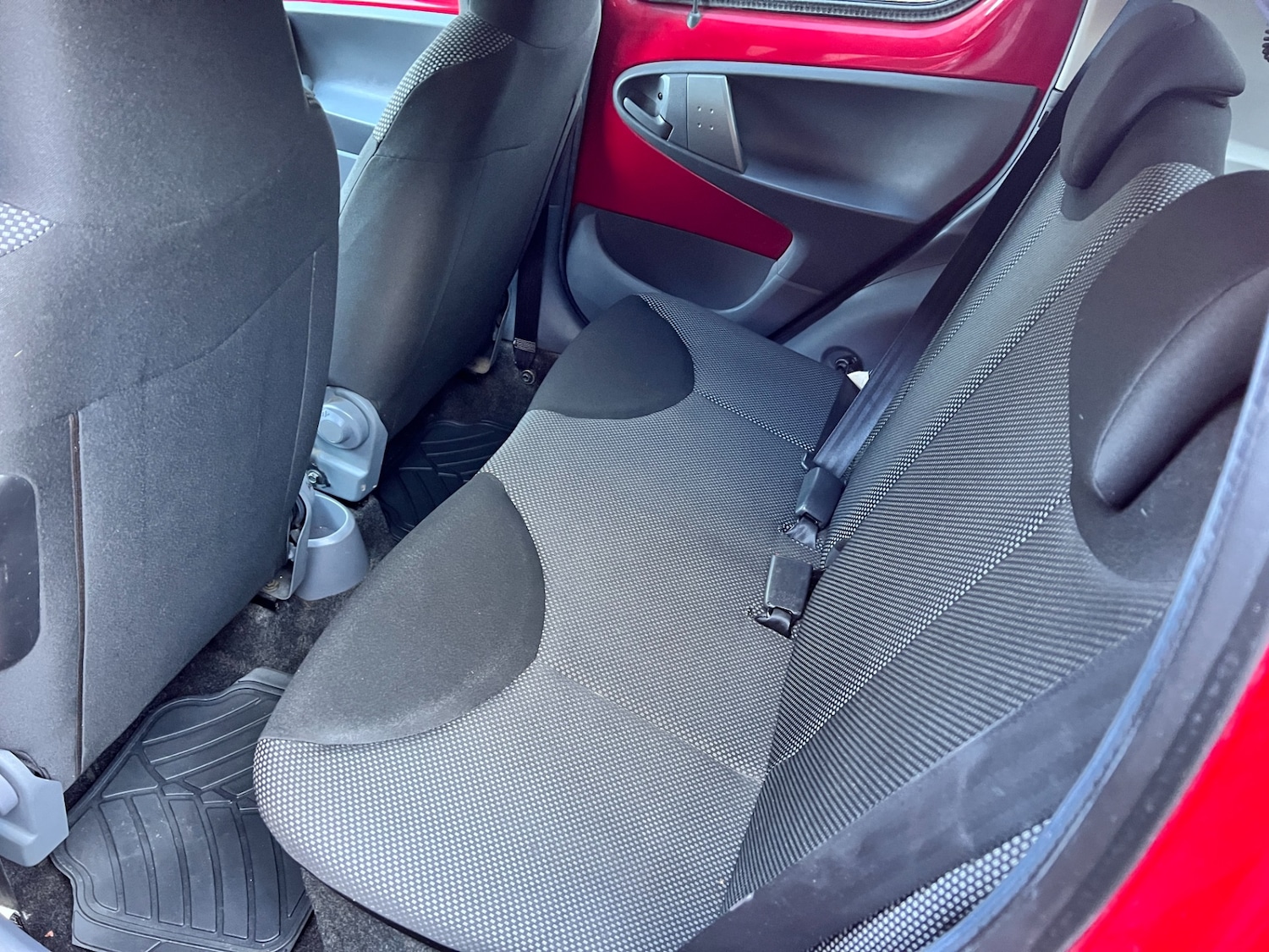 Used Toyota AYGO 2011 for sale - 77435655: Photo 18