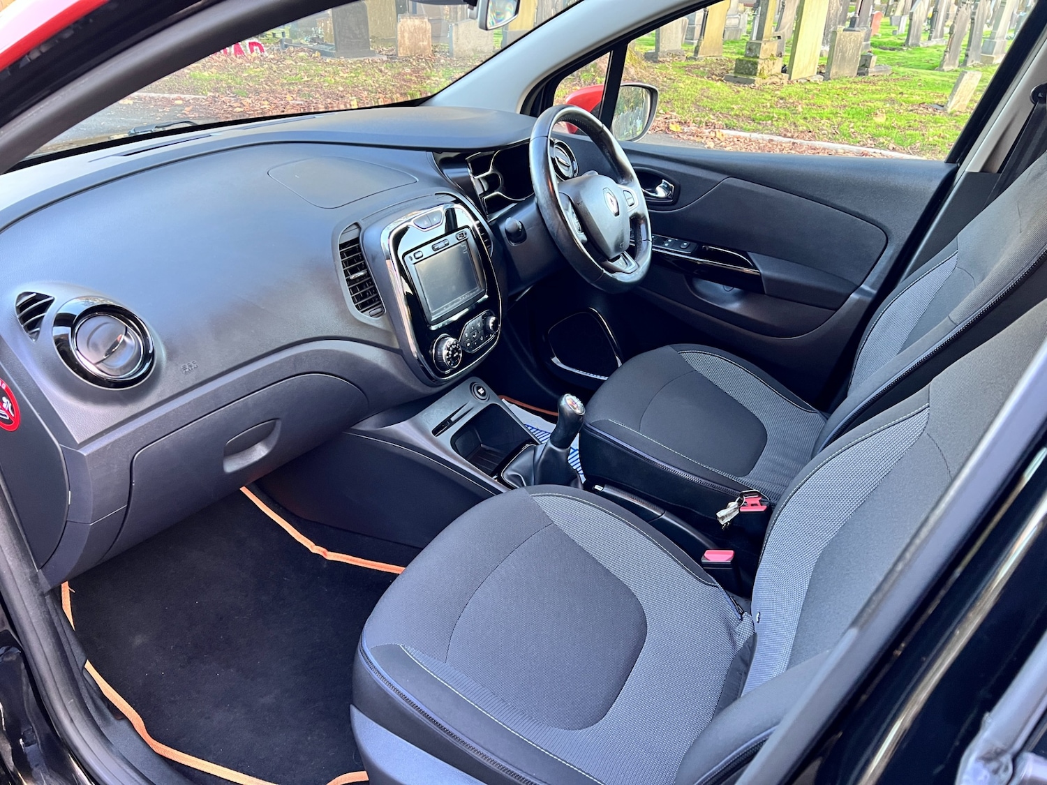 Used Renault Captur 2016 for sale - 76412676: Photo 19