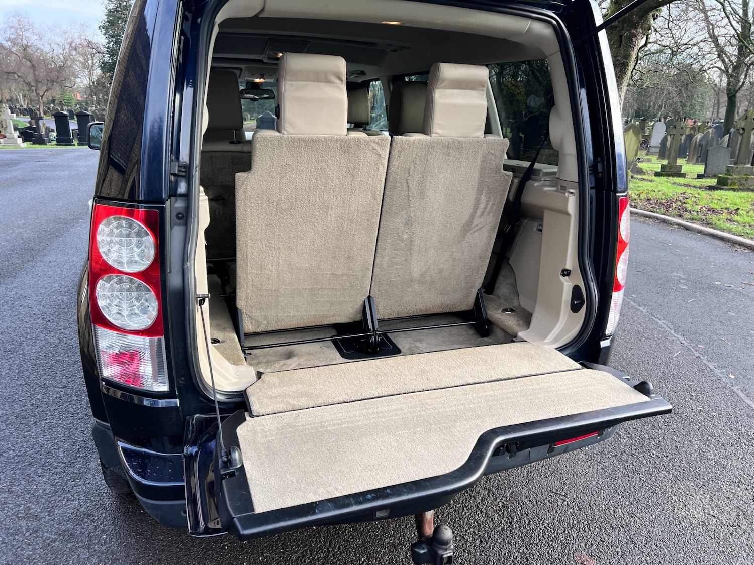 Used Land Rover Discovery 2010 for sale - 76831109: Photo 11