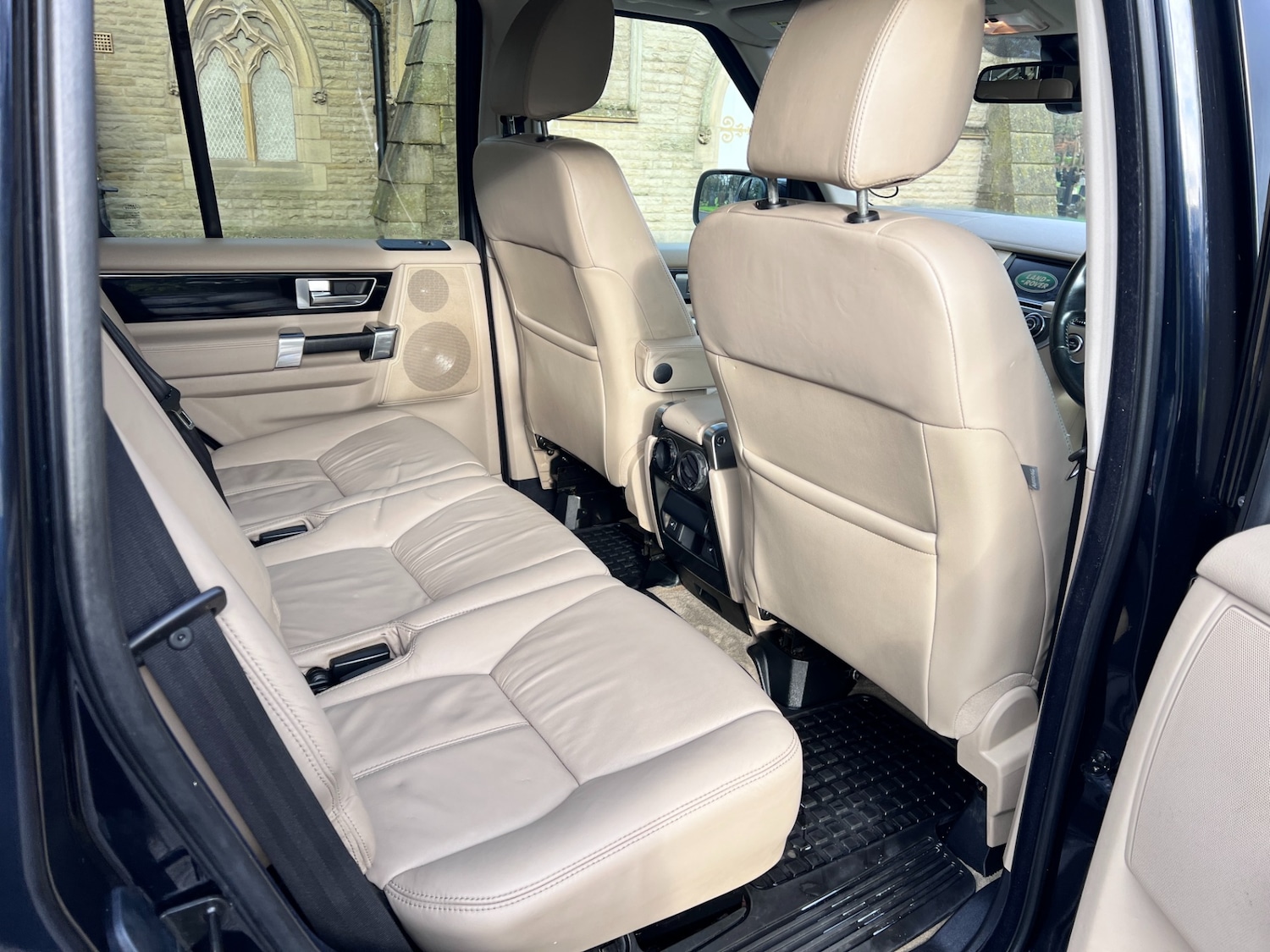 Used Land Rover Discovery 2010 for sale - 76831109: Photo 16