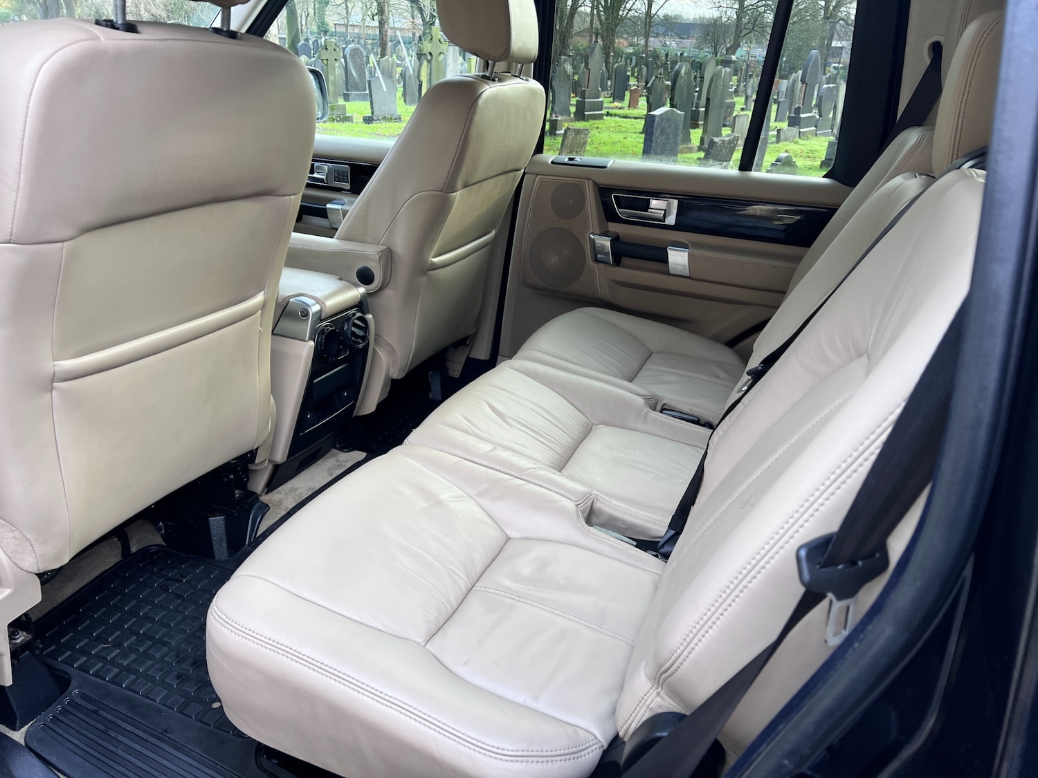 Used Land Rover Discovery 2010 for sale - 76831109: Photo 17