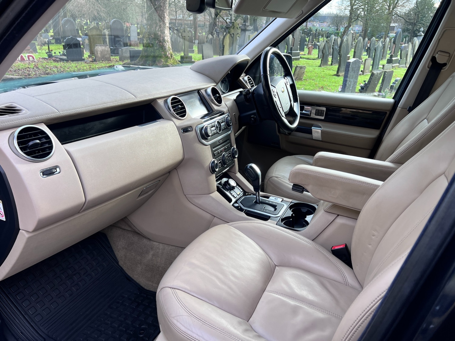 Used Land Rover Discovery 2010 for sale - 76831109: Photo 18