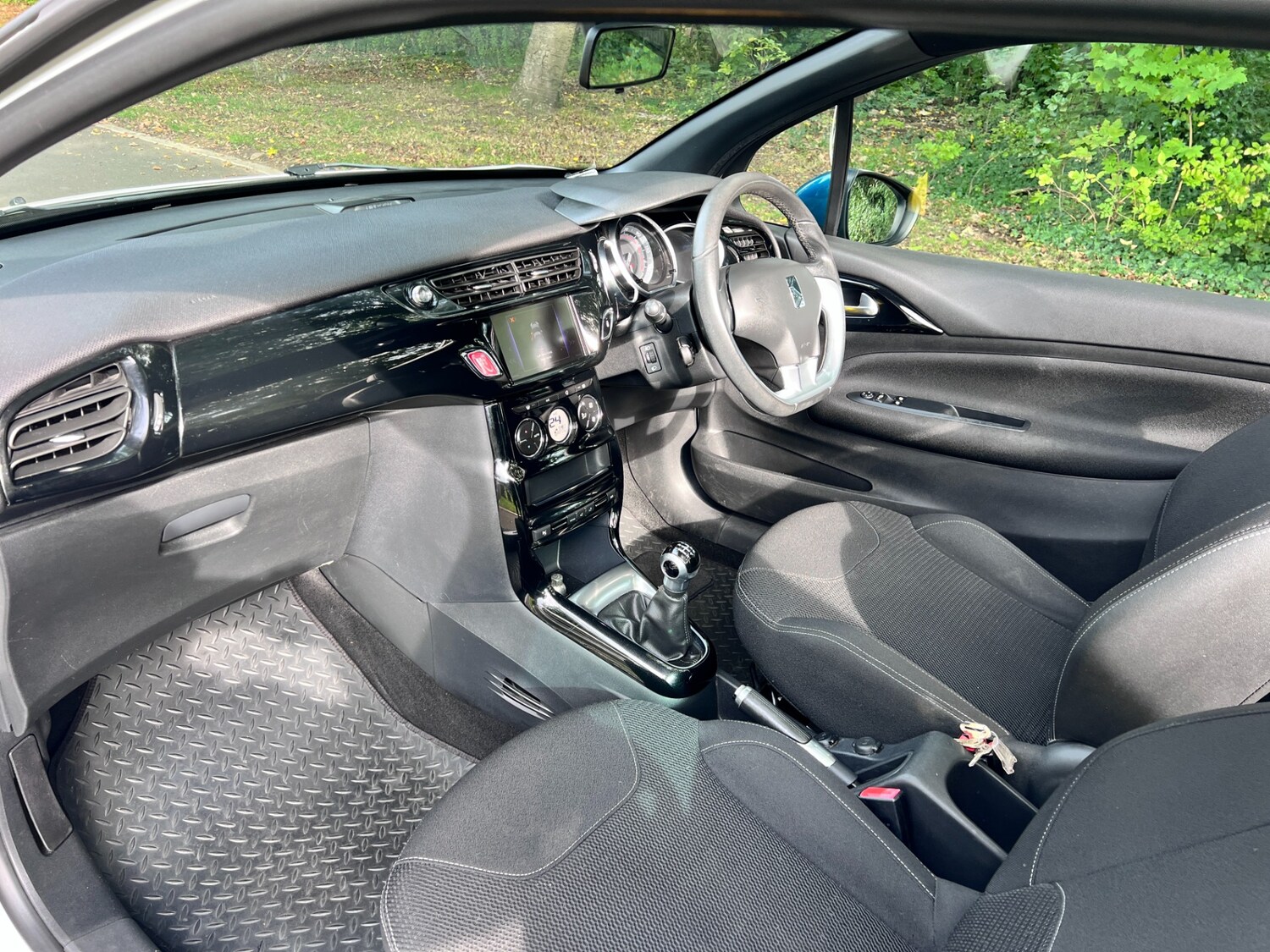Used DS Automobiles DS 3 2015 for sale - 76091189: Photo 18