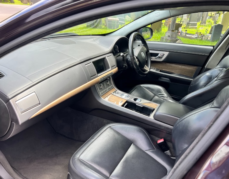 Used Jaguar XF 2010 for sale - 76720104: Photo 18